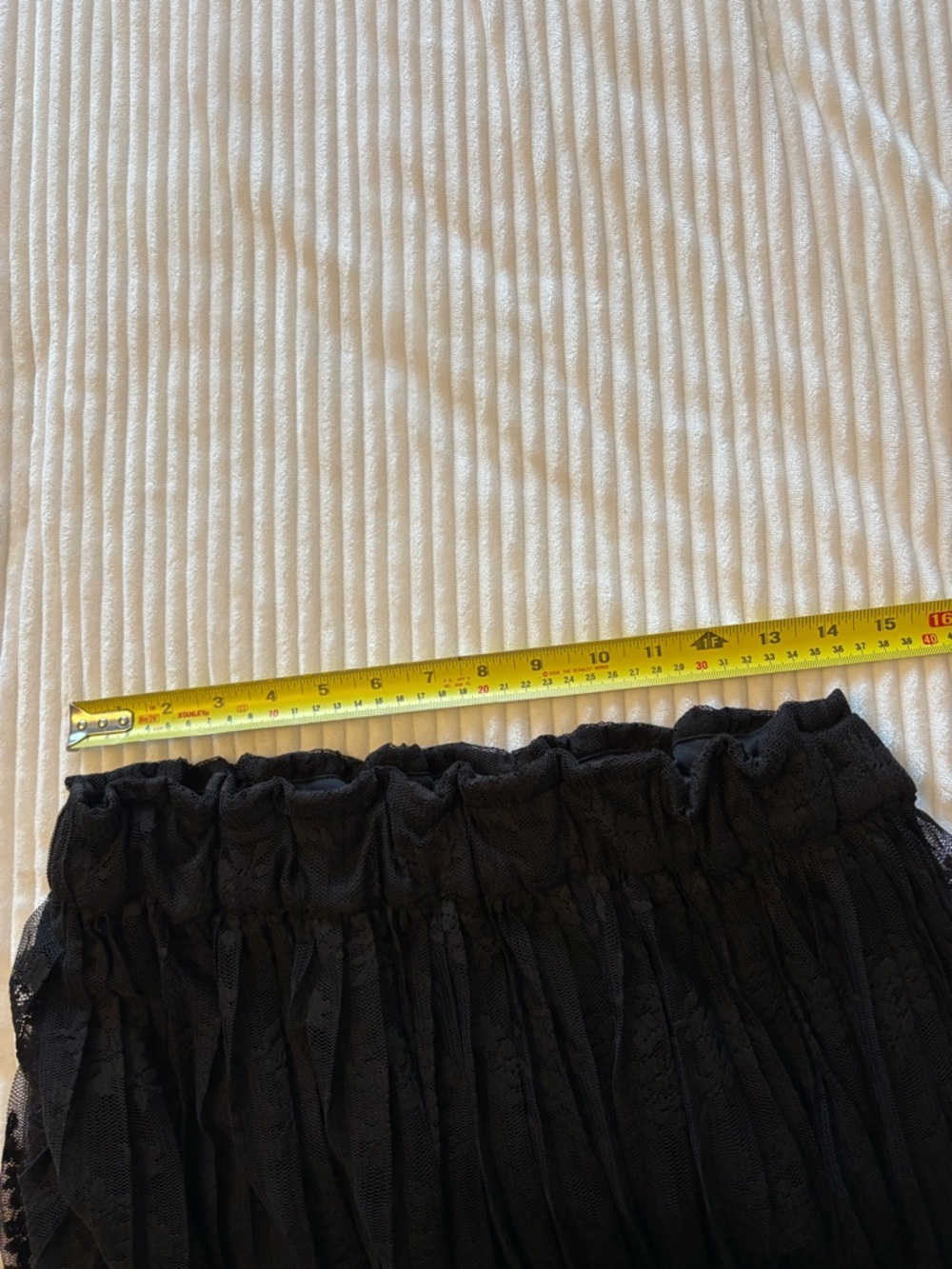 Black Lace Pleated Midi Skirt Sheer Floral Overlay Elastic Waist Size Medium - Picture 7 of 7